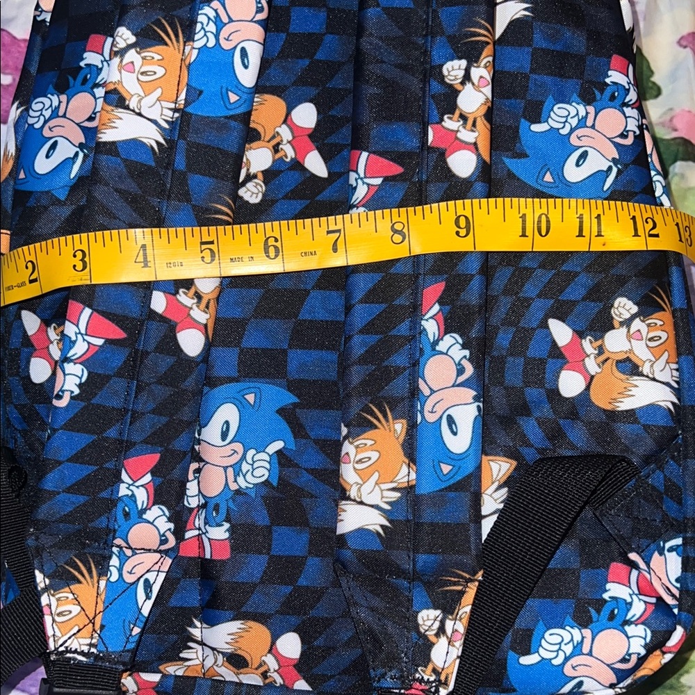 Sonic the Hedgehog Backpack - Picture 3 of 4